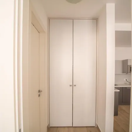 Amare Luxury Apartment *